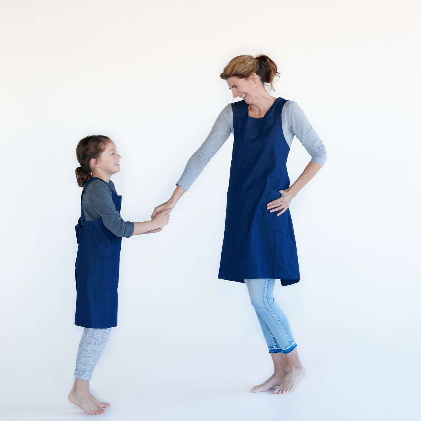 Apron Little Helper, Fashionable Girls apron made in Organic Cotton Denim