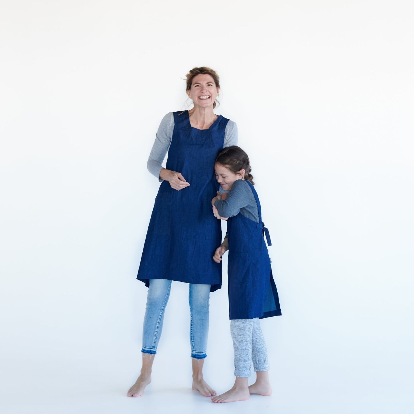 Apron Little Helper, Fashionable Girls apron made in Organic Cotton Denim